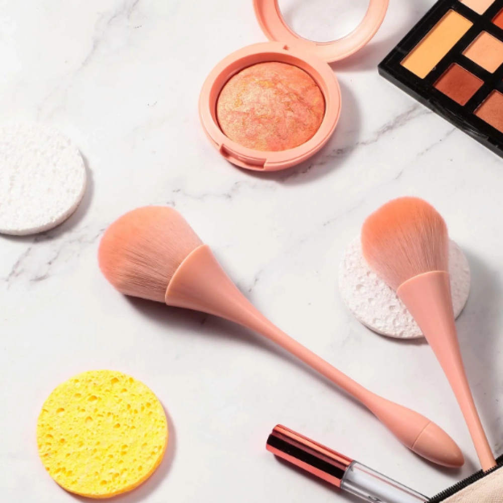 2 Piece Make up Brushes Foundation Loose Powder Makeup Portable Brush Kit Nylon Hair Cosmetic Beauty Tools Wholesale Vegeta 2 Piece Make up Brushes Foundation Loose Powder Makeup Portable Brush Kit Nylon Hair Cosmetic Beauty Tools Wholesale Vegeta